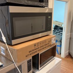 Amana Microwave 30”