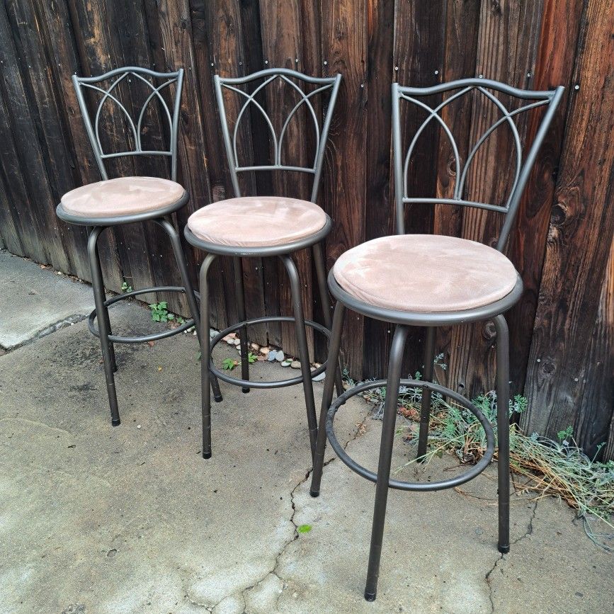 3 Swivel Bar Stools