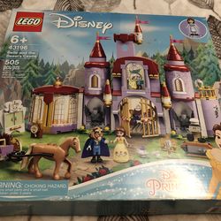 LEGO Belle and the Beast's Castle 43196 New
