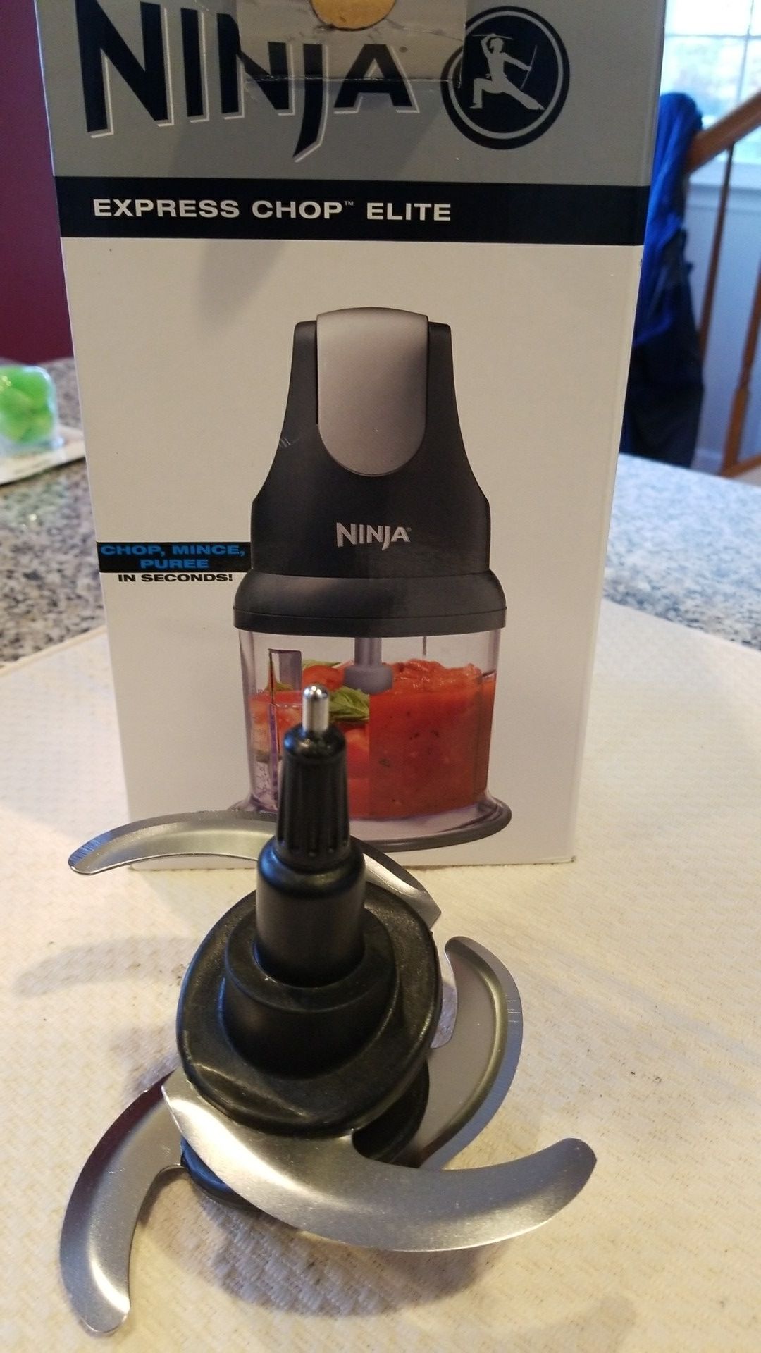 Ninja Blender express chop blade (no blender!!)and box