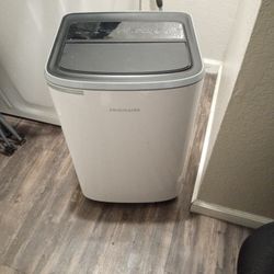 Frigidaire Portable AC 