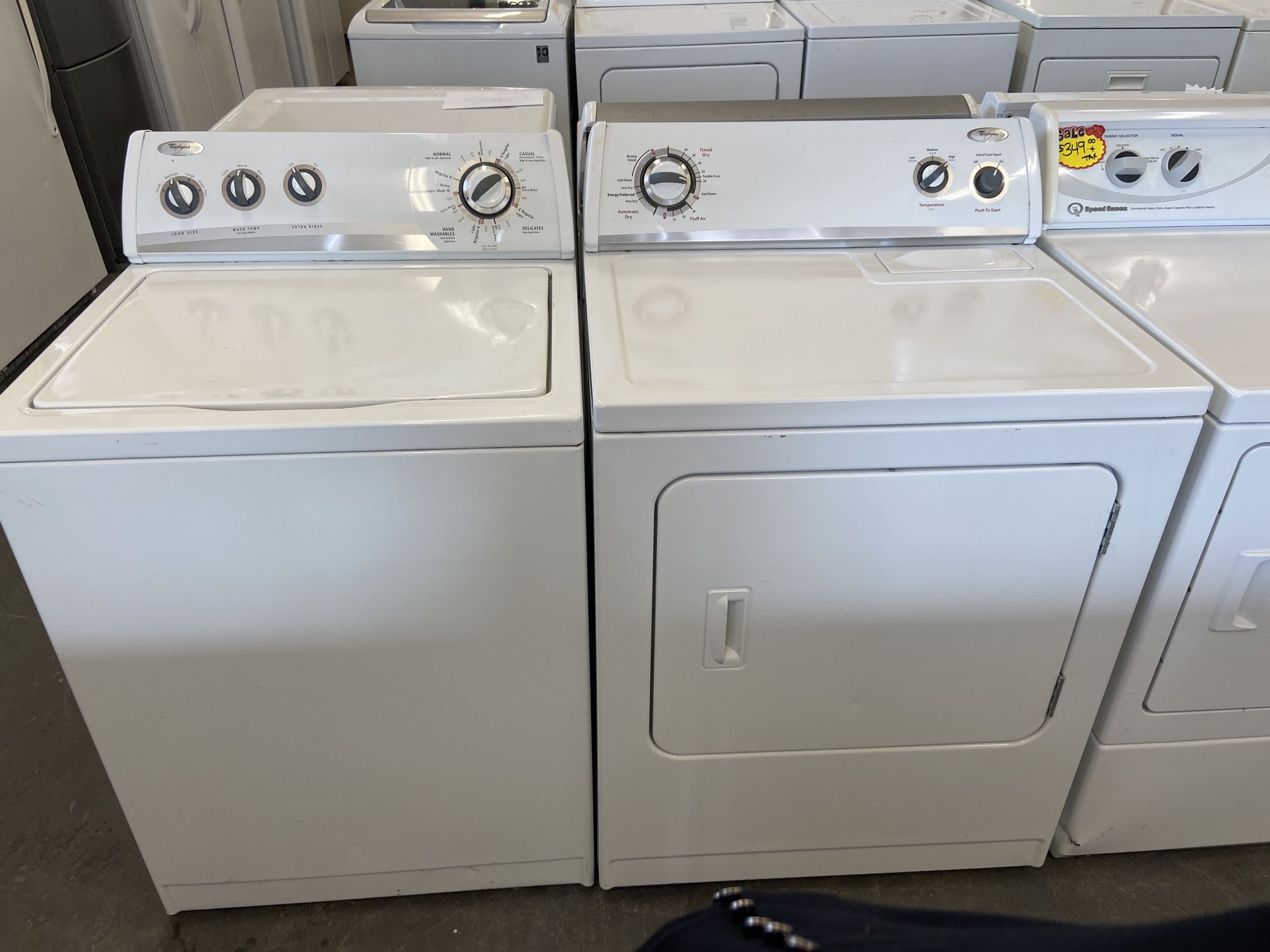WHIRLPOOL WASHER AND DRYER SET