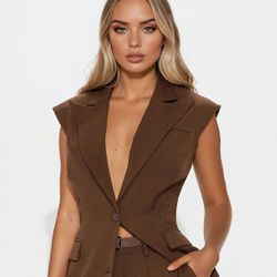 Fashion Nova Blazer Bermuda Shorts With Leather Belt 