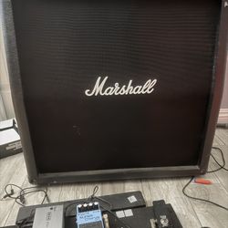 Marshall 4x12 speaker cabinet