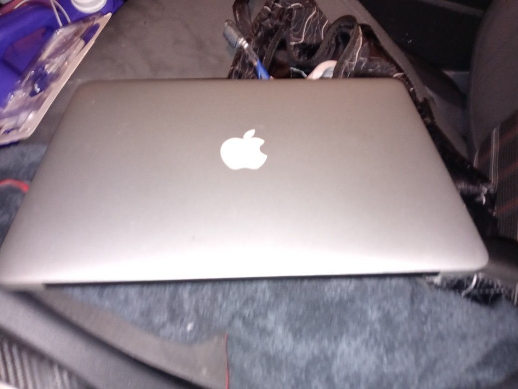 Macbook Air Great Shape Mac OS X