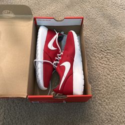 Nike Roshe One (GS) 4Y