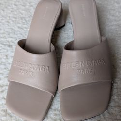 Balenciaga New Beige Sandals Size 38