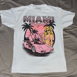 Medium Miami graphic tee