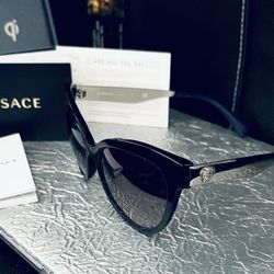 Limited Time Only!! Authentic Versace Sunglasses w/ Case & Box- Retails $225
