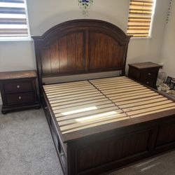 Solid Wood King Size Bed Set 