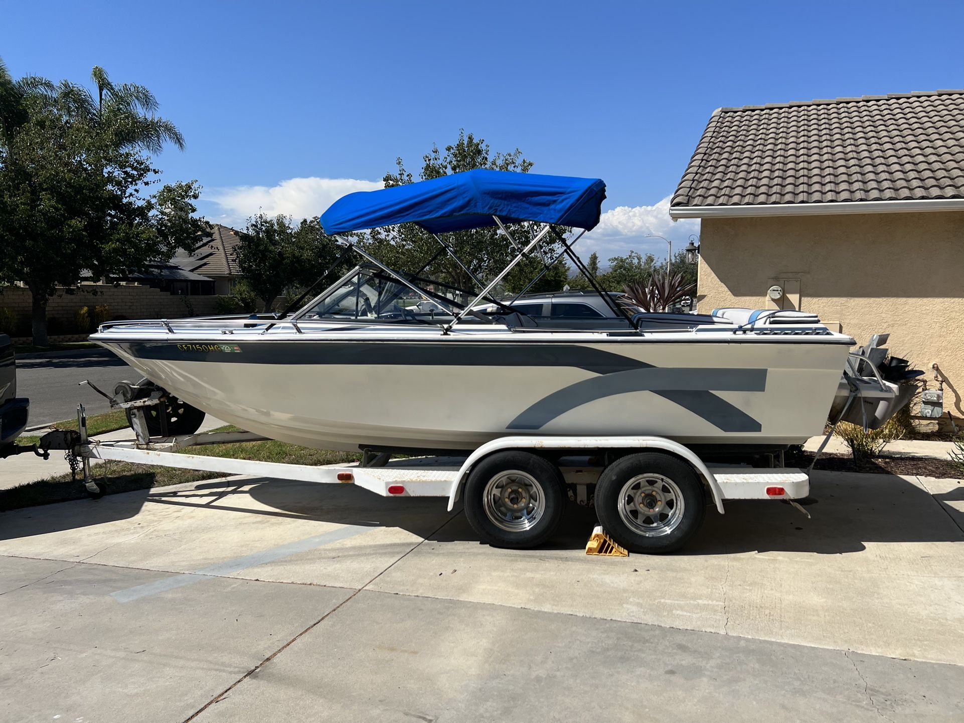 1984 Beachcraft 18 Foot Boat