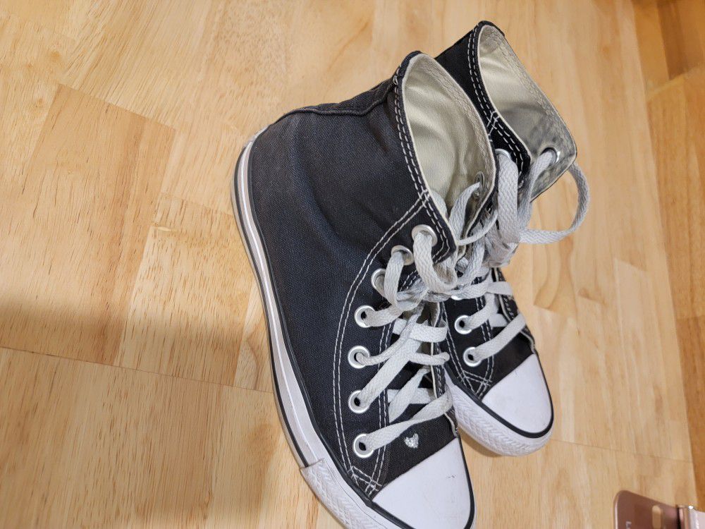  Black Converse Shoes And White Platform Converse Shoes Both For $40