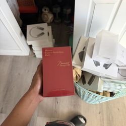 Baccarat Rogue 540 (comes with receipt)