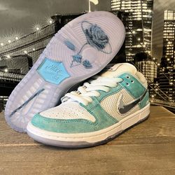 Nike SB Dunk Low April Skateboards Size 7.5