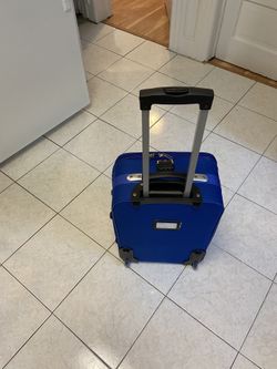 néw suitcase 