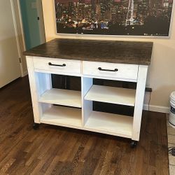 Kitchen Island / Dining Table / Entry Way Table 