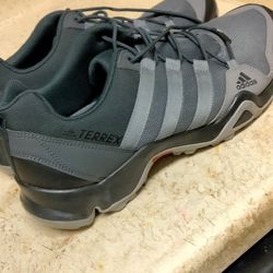 Size 12 Adidas Men's Athletic Shoes 