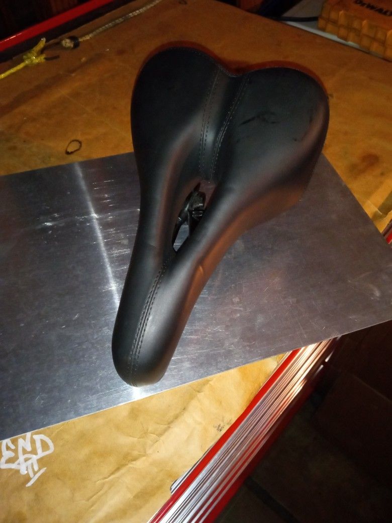 Bicycle Saddle 