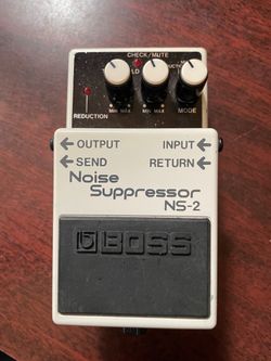 BOSS  NS-2 Noise Suppressor Guitar Pedal   LIKE NEW