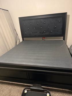 King bed frame with box spring