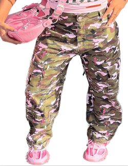 Pink camo baggy pants
