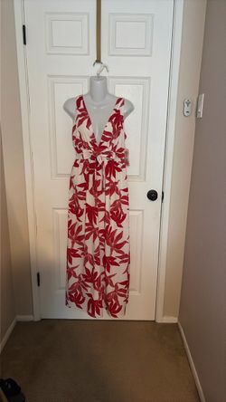 Women’s dress size L