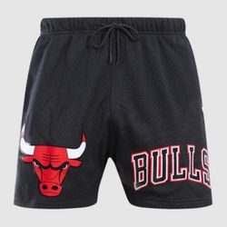 $80 Men's Chicago Bulls Black Mesh Shorts by Pro Standard Medium NBA Pockets