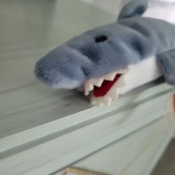 Beanie Baby 1996 Crunch The Shark