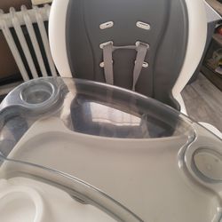 high chair 