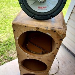 Speaker Box for 3 -12s for sale and get a speaker(12)for free 