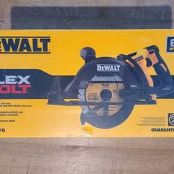 New Dewalt FLEXVOLT 60V MAX Brushless 7-1/4 in. Wormdrive Style Circular Saw (Tool Only). $230