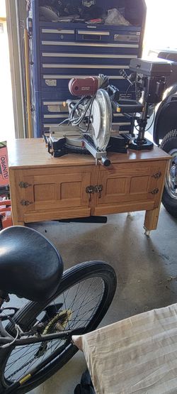 Coffee table for tool bench