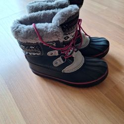 Botas Para Nieve Size 1. Recoger 59ave Osborn. $15dlls 