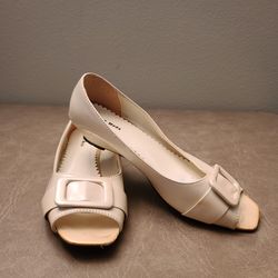 Flats shoes (Size: 7.5)