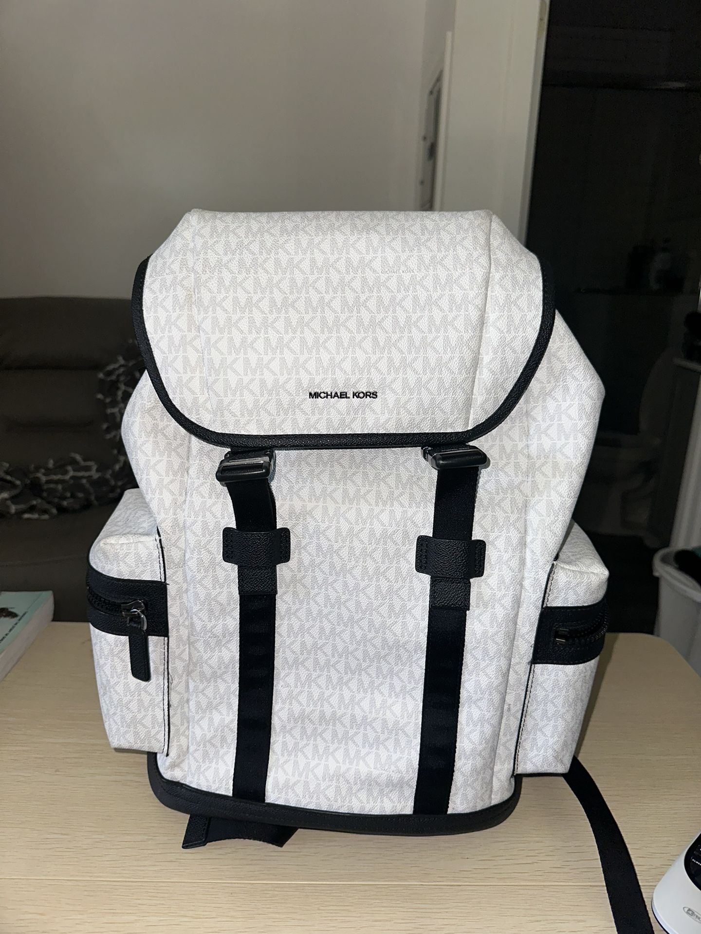 White Michael Kors Designer Backpack (Looks Brand New)