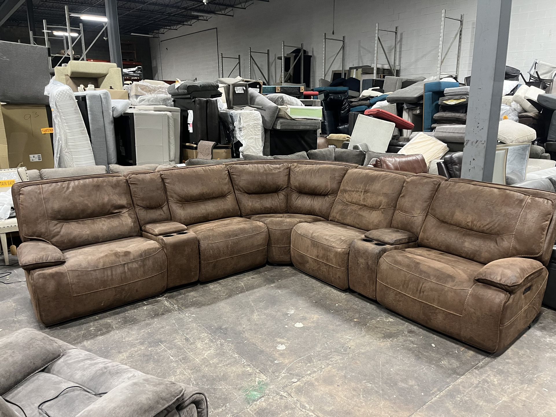 Macys Brand Reclining Sectional 950 for Sale in Paterson, NJ OfferUp
