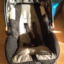 Graco Infant Car Seat