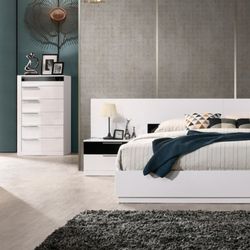 White Lacquer Bed Set - King 