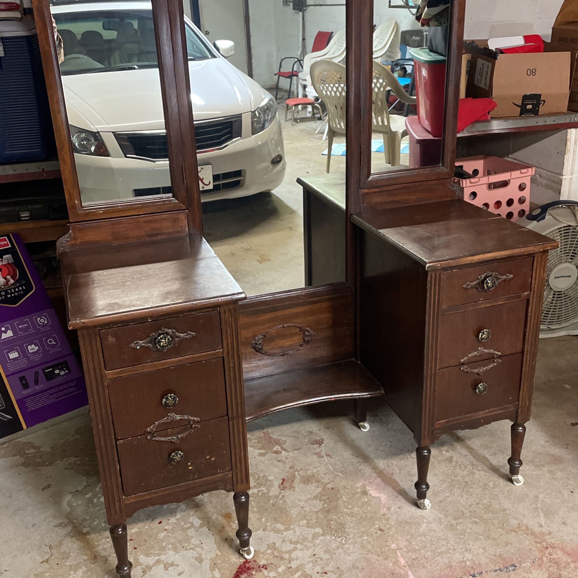Antique Vanity With New Mirrors , Discount For Pick Up, Make An Offer