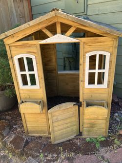 Free - Playhouse