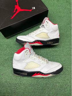 JORDAN 5 FIRE RED 2020 SIZE 9.5