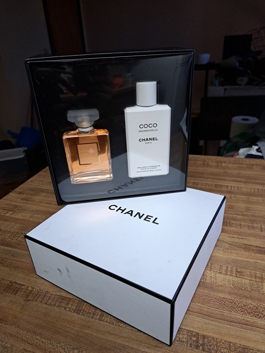 CHANEL perfume & Body Lotion New!