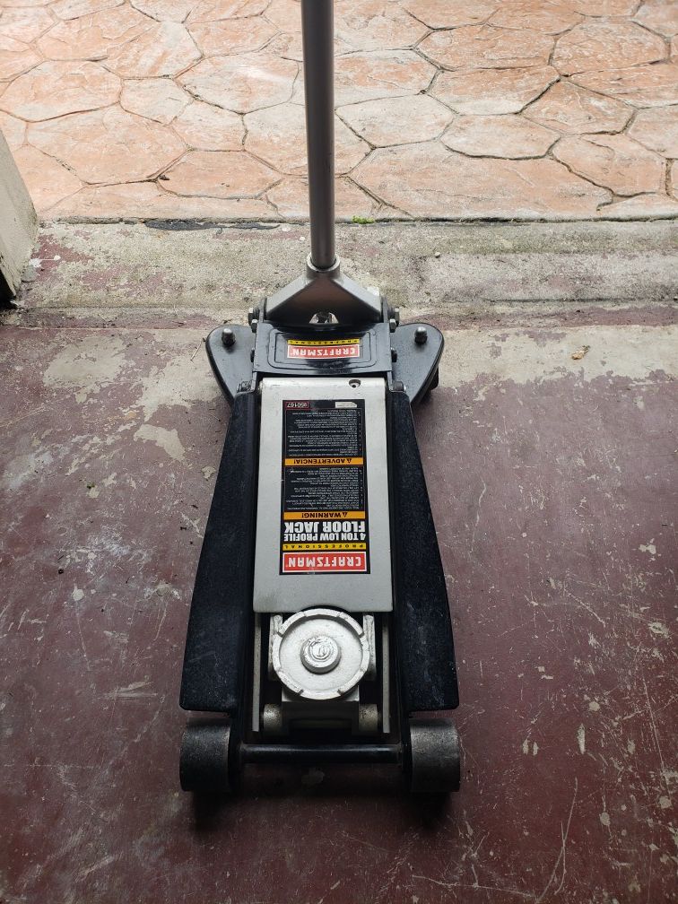 Floor jack 4 ton craftsman for Sale in Pembroke Pines, FL OfferUp