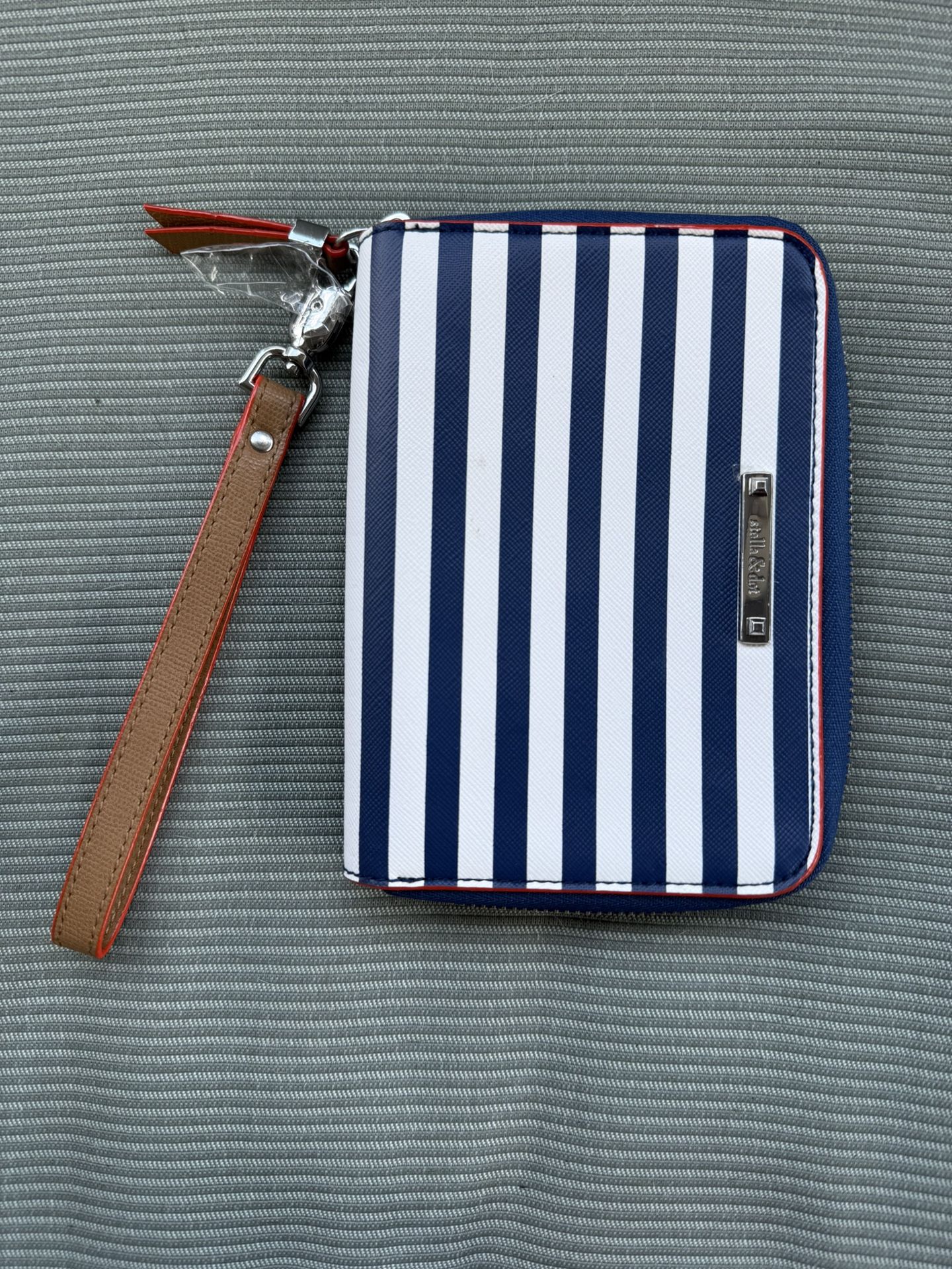 Stella And Dot Wallet