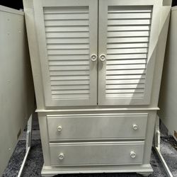Dresser / Tv Cabinet