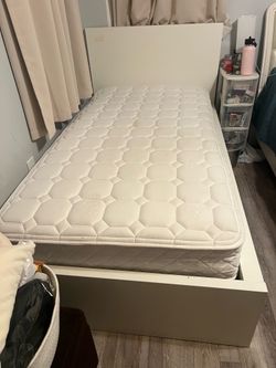 Twin bed