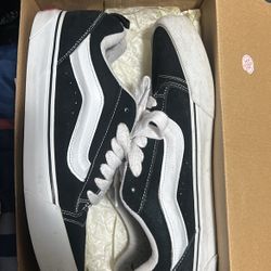 Vans Knu School (Black/White)