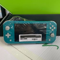 Nintendo Switch Lite Pre Owned 