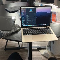 Mac Book Air 2022 Version 14.5