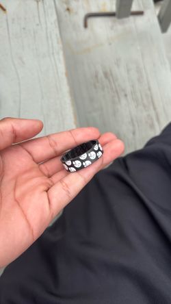 1 GodnFamous spacer and black spacer